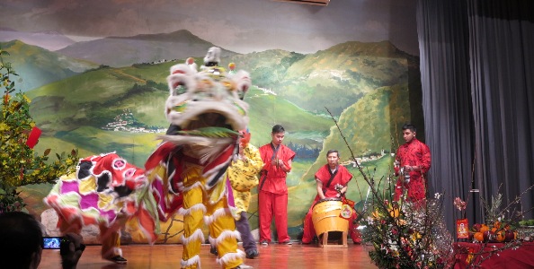 Cộng đồng người Việt Nam ở Hy Lạp tưng bừng đón Tết Giáp Ngọ 2014